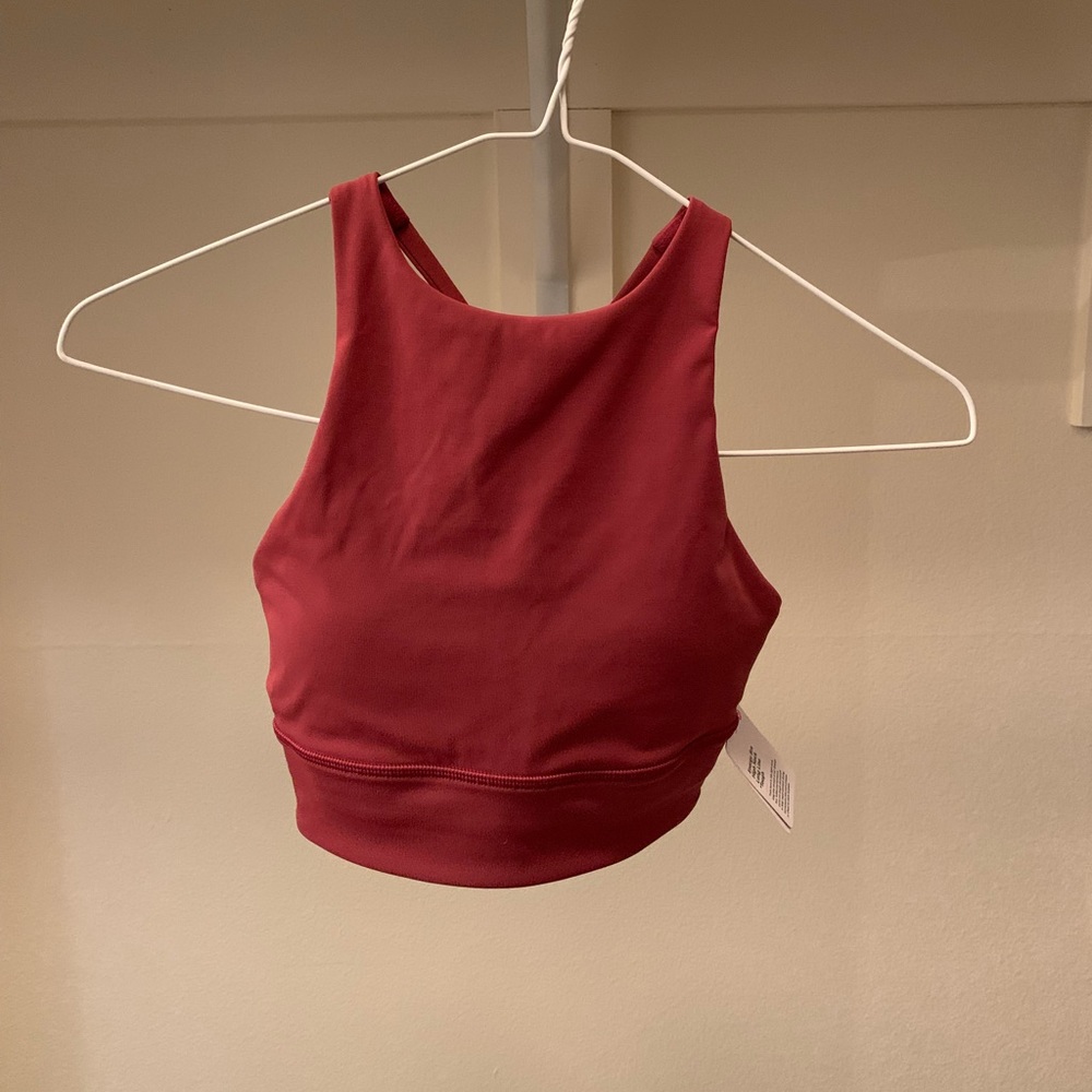 Lululemon brand new sport top